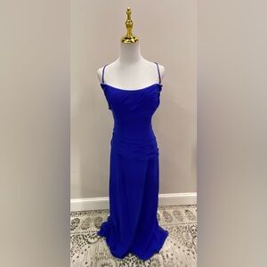 Elegant Blue Evening Gown
